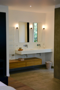 Villa Saint Cyprien Porto-Vecchio en location salle de bain moderne