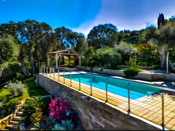 Jardin et piscine VILLA Gelsomino location villa à Porto-Vecchio